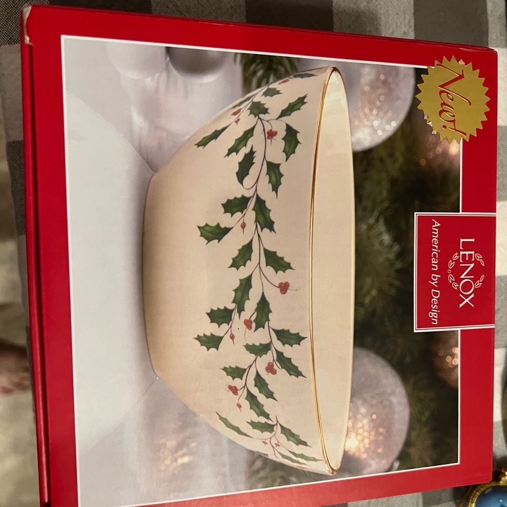 Lenox holly bowl